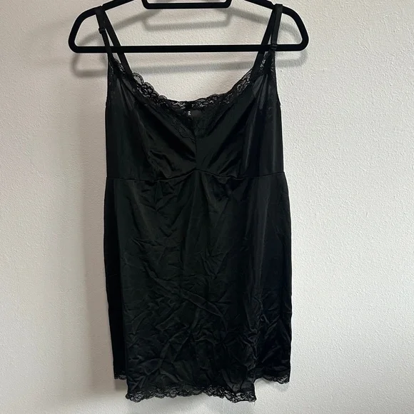 torrid Black Lace Trim Satin Slip - Picture 1 of 13